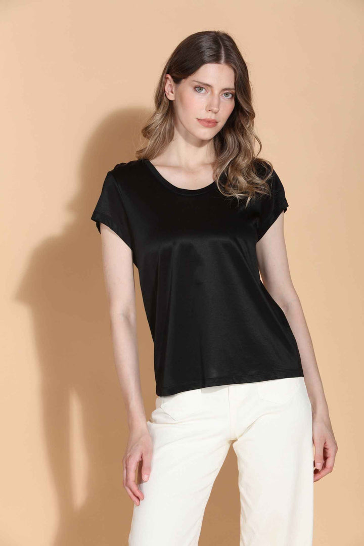 Modal Cotton Blend U Neck Black Tee By Jessie Liu - Moxiebainbridge