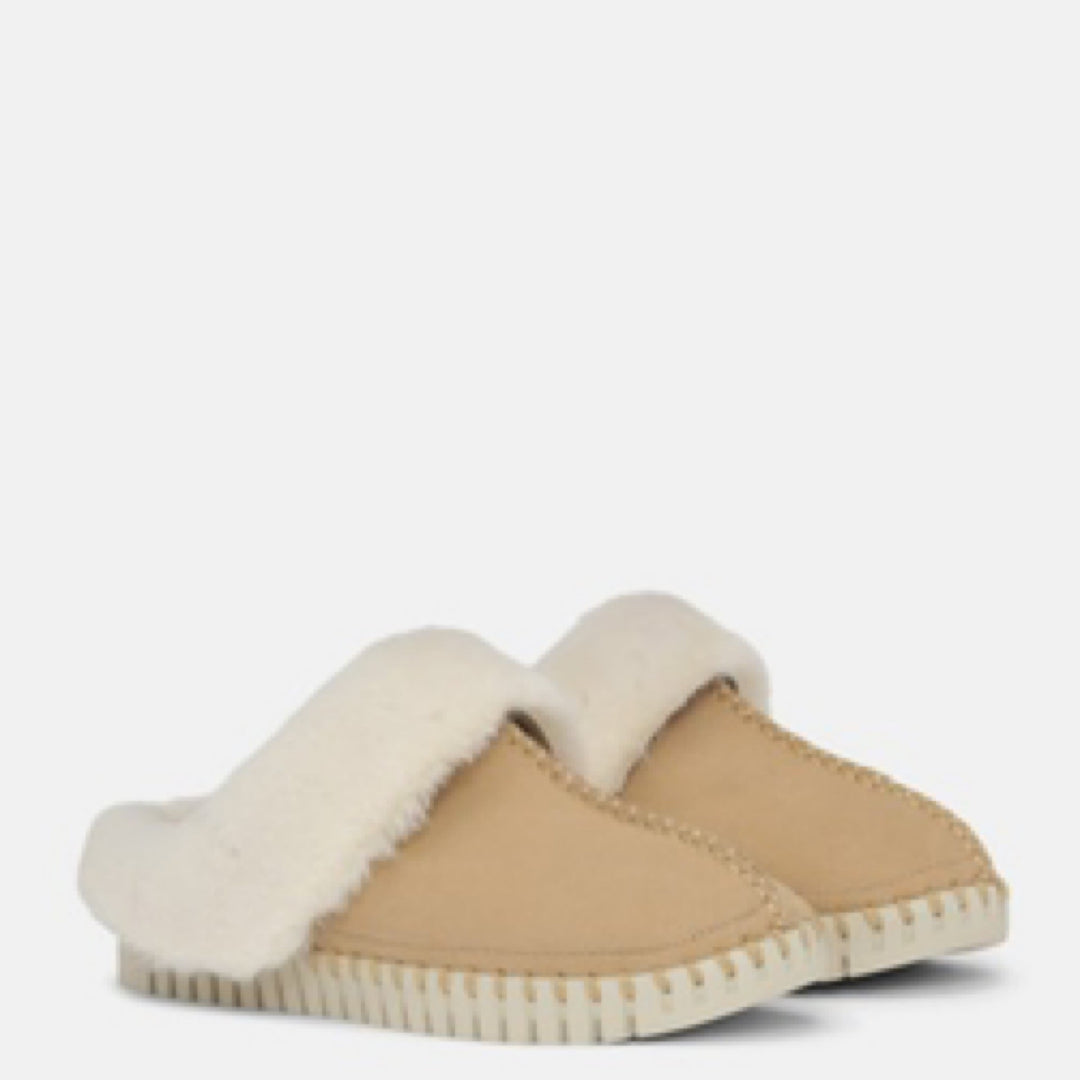 Slipper by Ilse Jacobsen - Moxiebainbridge