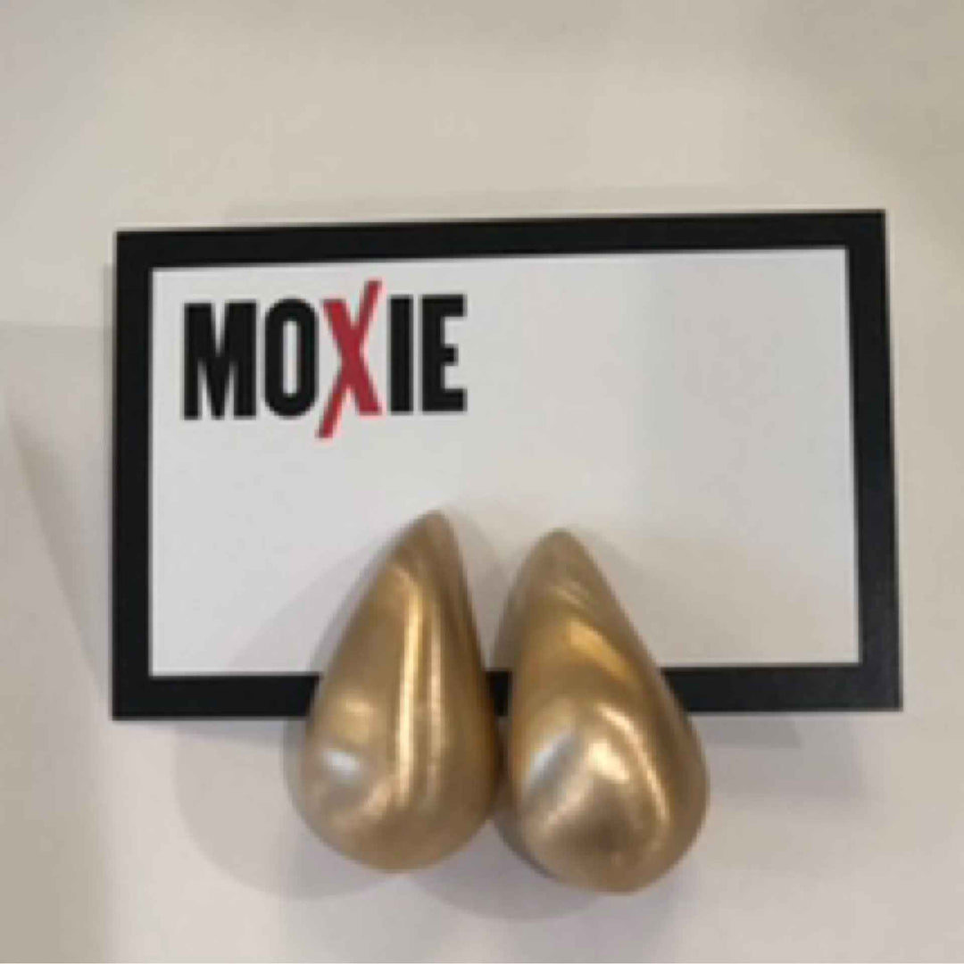 Volume Teardrop Gold Earrings