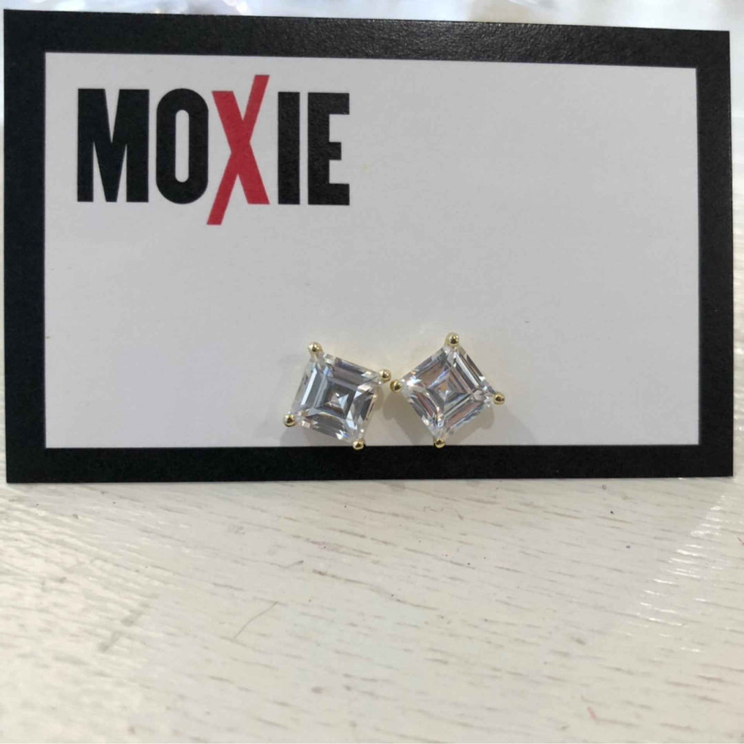 Gold Clear 1 Carat Stud By Be-Je