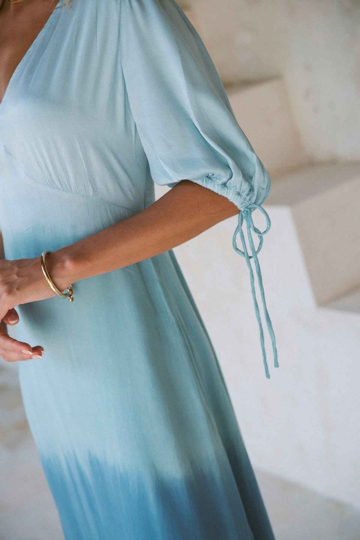 The Dip Dye Shamrock Amor Maxi Dress By Phie Collective