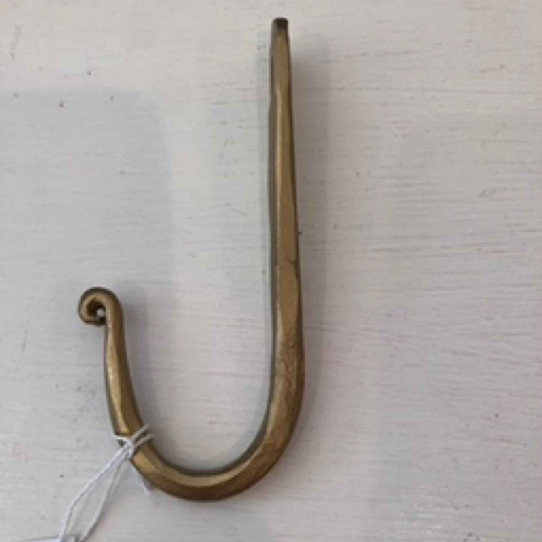 Ridge wall brass hook. HomArt. 05/24