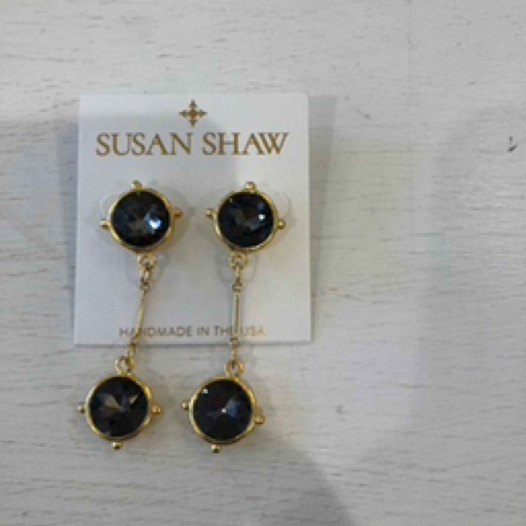 Coupe dangle earring. 10/24