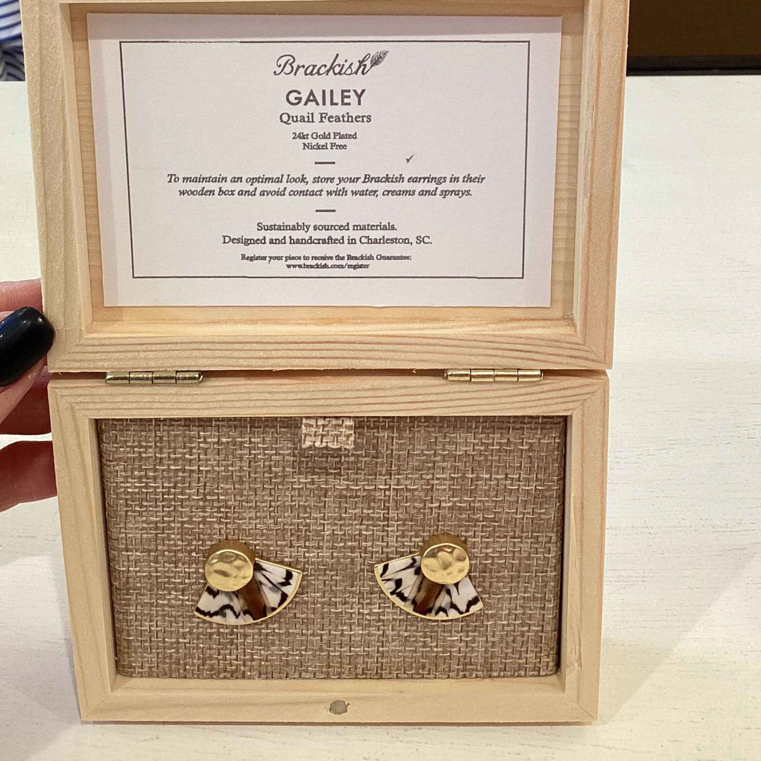 Gailey. Earring