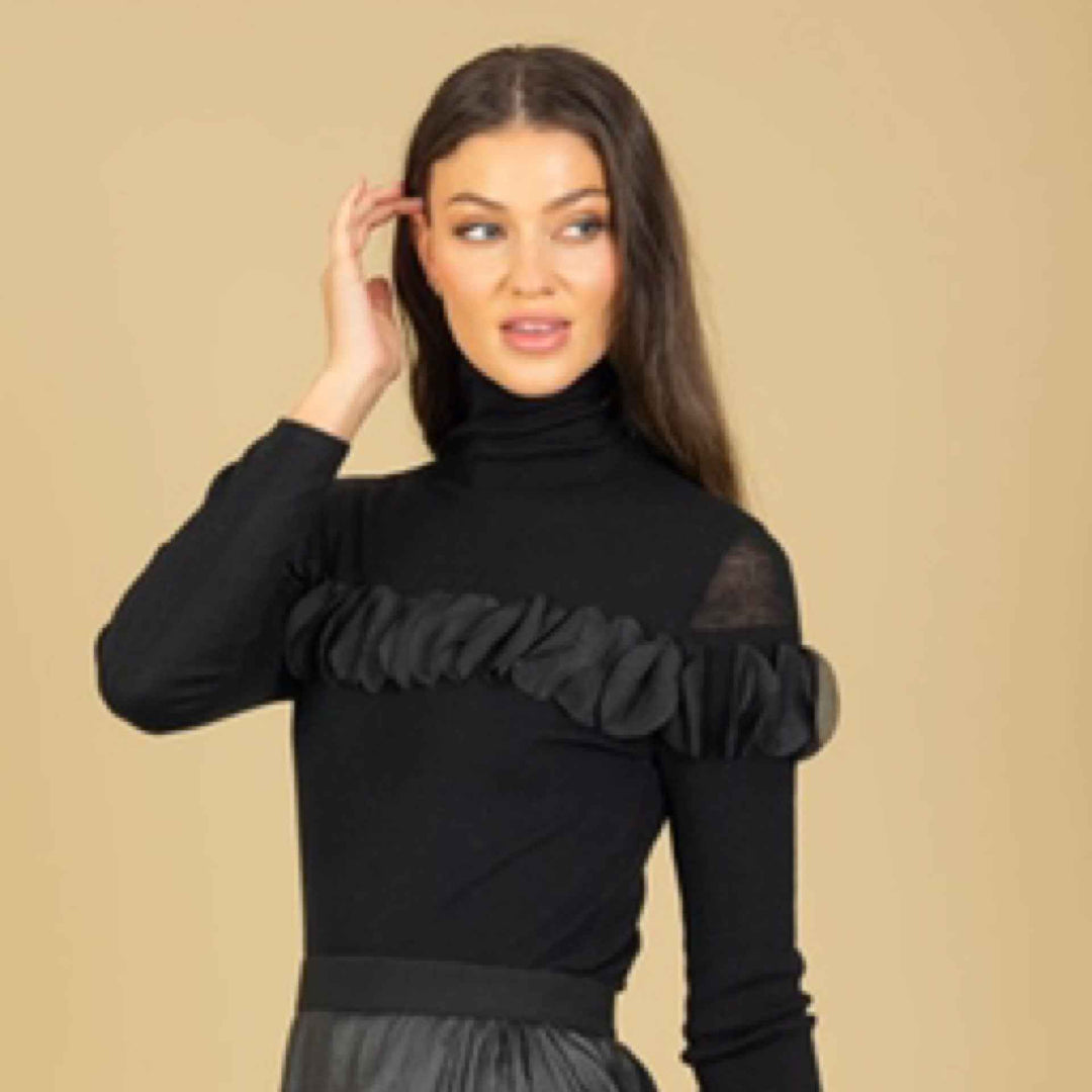 100%Merino Wool Turtle Neck Sweater With Appliqué By Jessie Liu