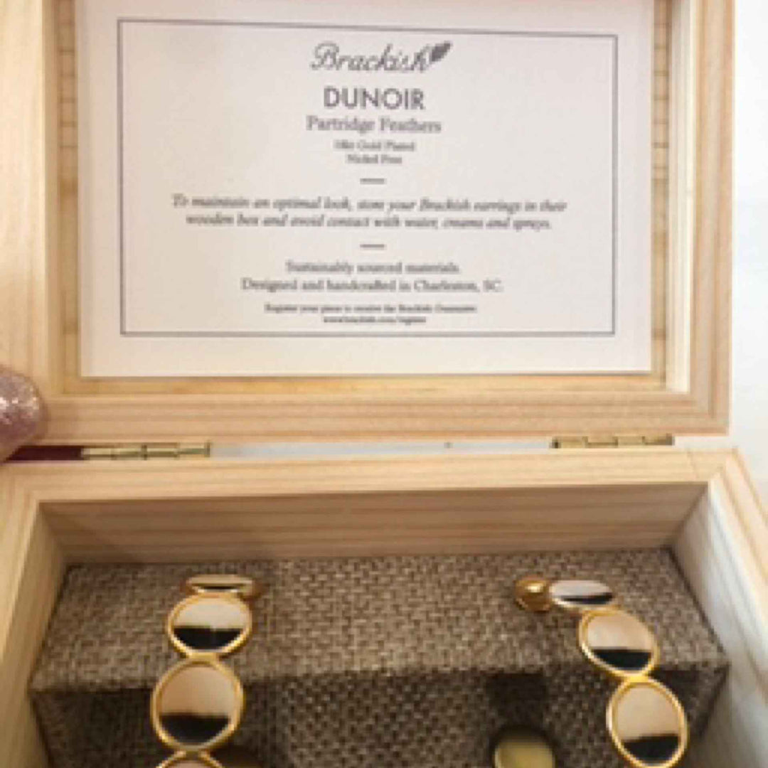 Dunoir. Multi bezel earring. 08/24